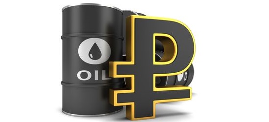 Нефть удержала рубль от