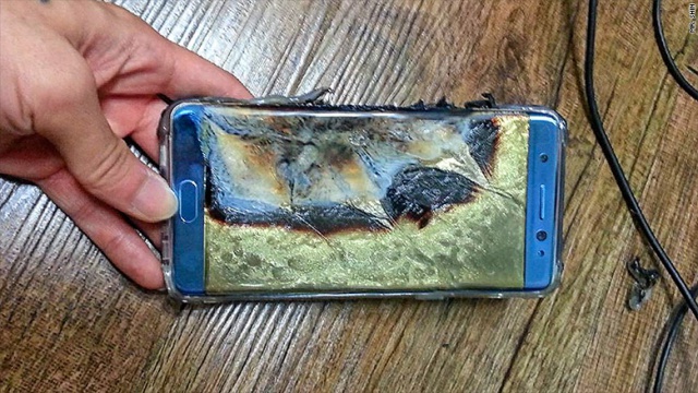 Взрывы батарей Note 7